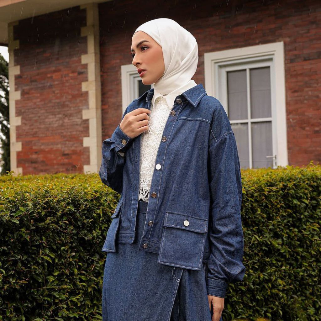 Ghea One Set by SHI | Ghea Jacket | Ghea Skirt | Shireen Sungkar | SHI | D'Hijab of Mey