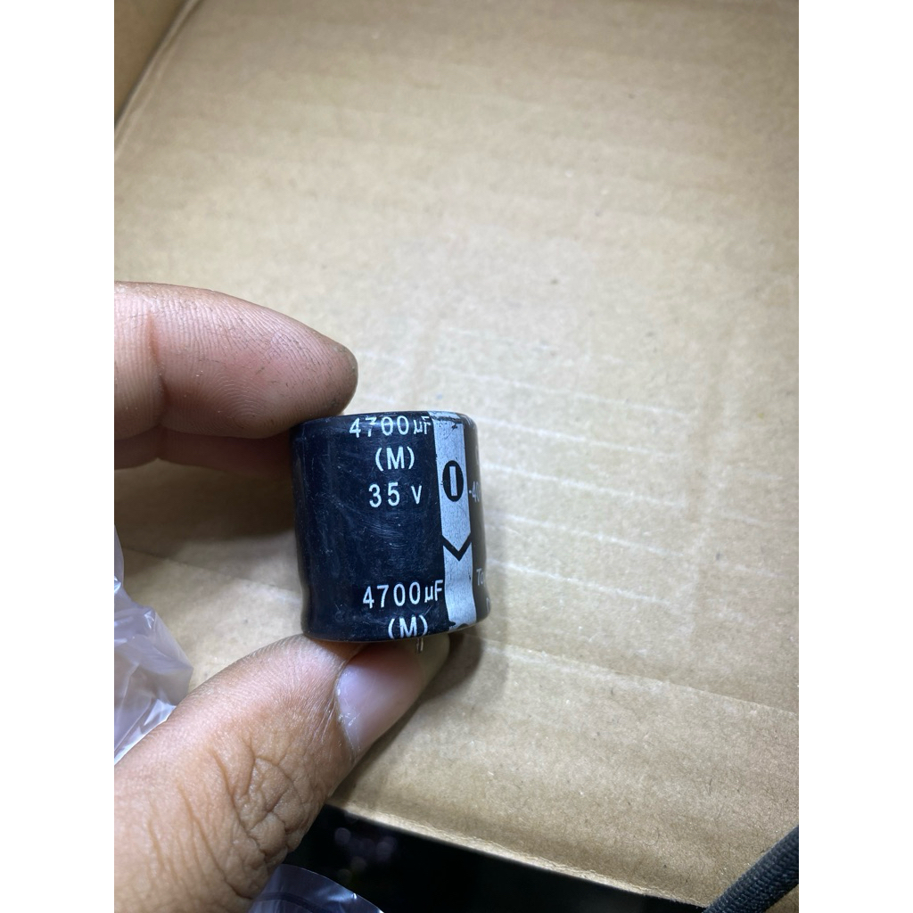 ELCO 4700UF 35 V ORIGINAL CABUTAN