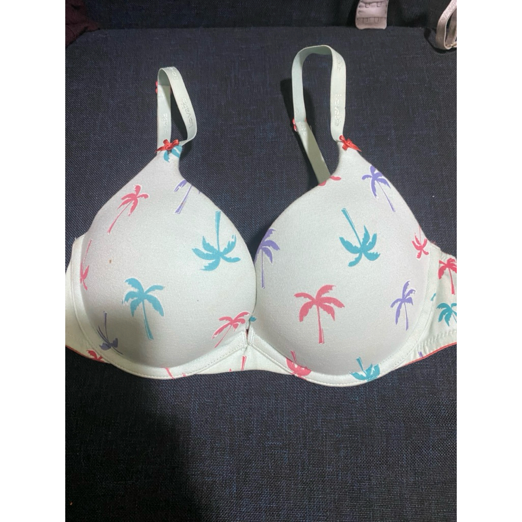 Lovely Bra 34B