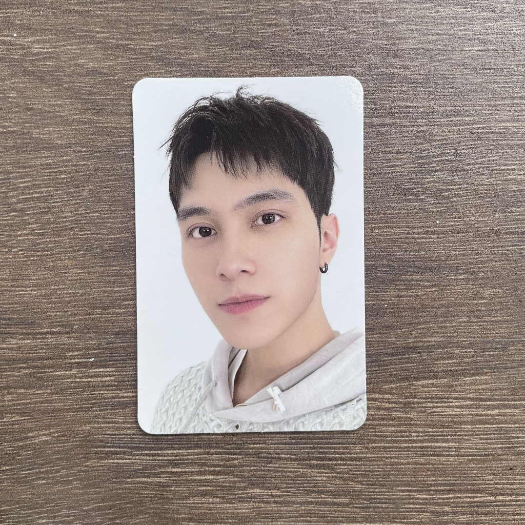 [ Ready official ] photocard Hendery Sanrio random trading card B A ver pc version selca selfie read