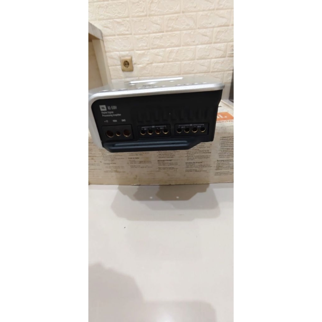 Power amplier JBL 4chanel digital