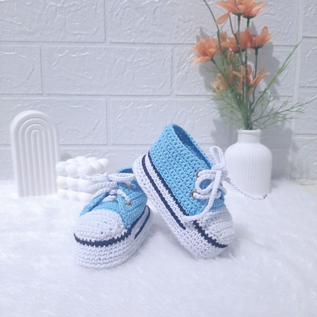 SepatuRajutBayiLaki-Laki