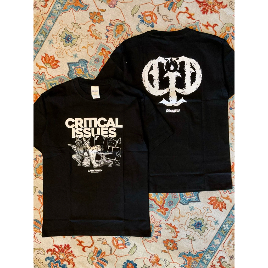 TSHIRT CRITICAL ISSUES - LABYRINTH