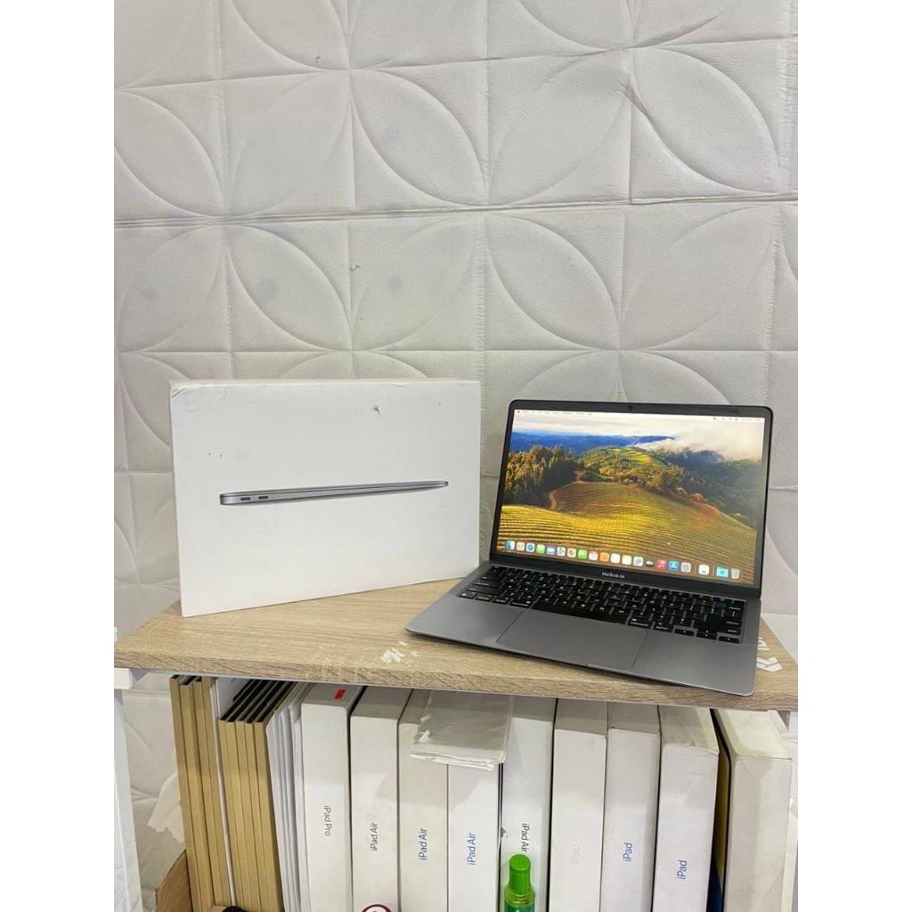 MACBOOK AIR M1 MEMORI 8/256GB IBOX