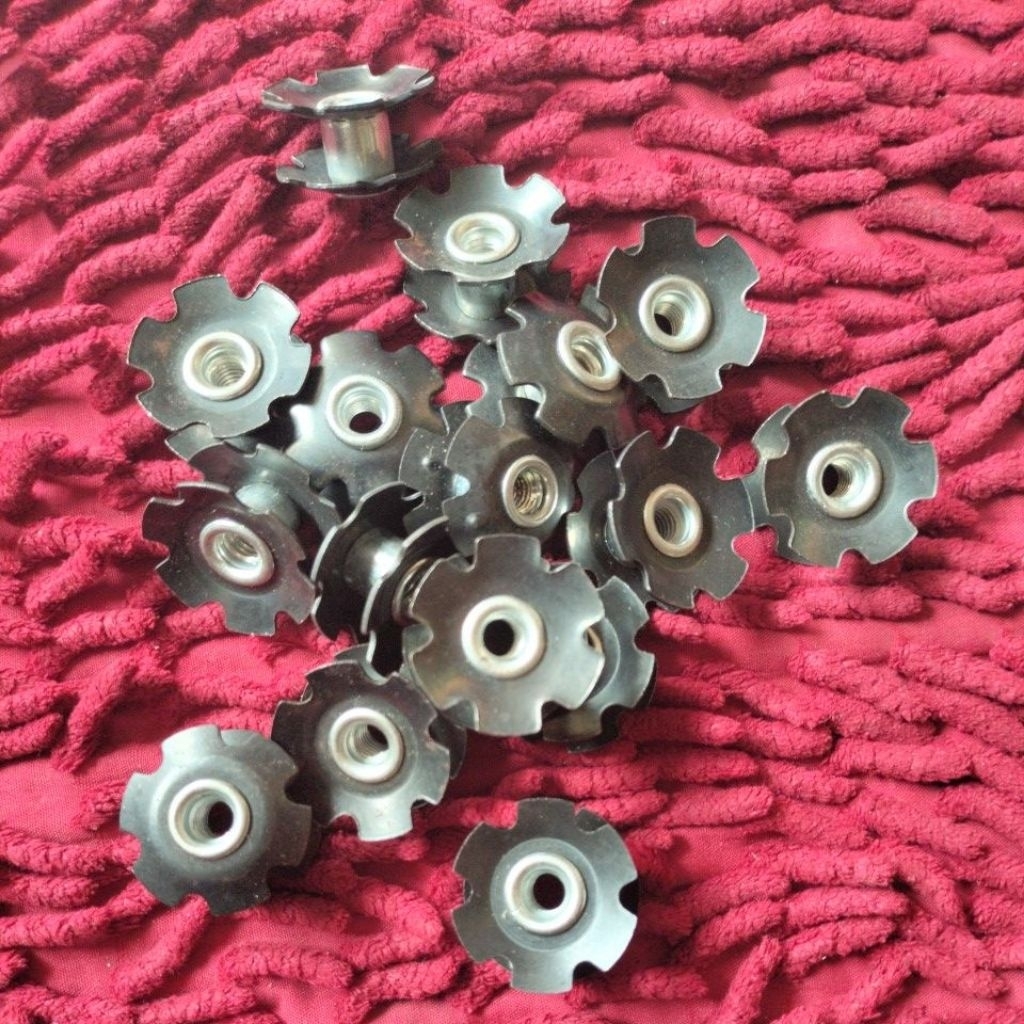 Jangkar Fork Starnut