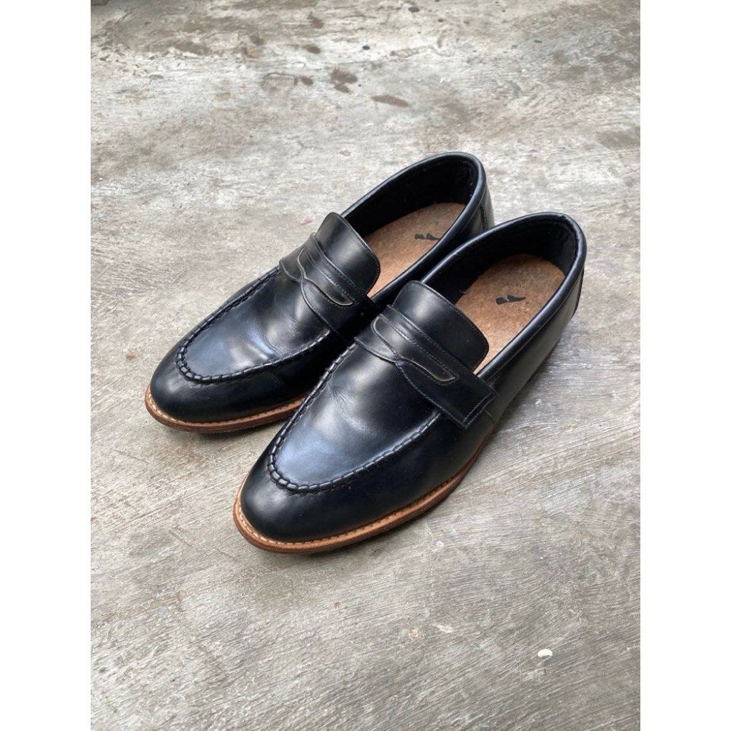 portee goods loafers