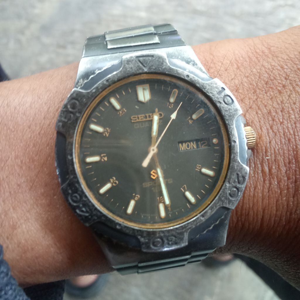 jam tangan pria seiko sport 150 sq