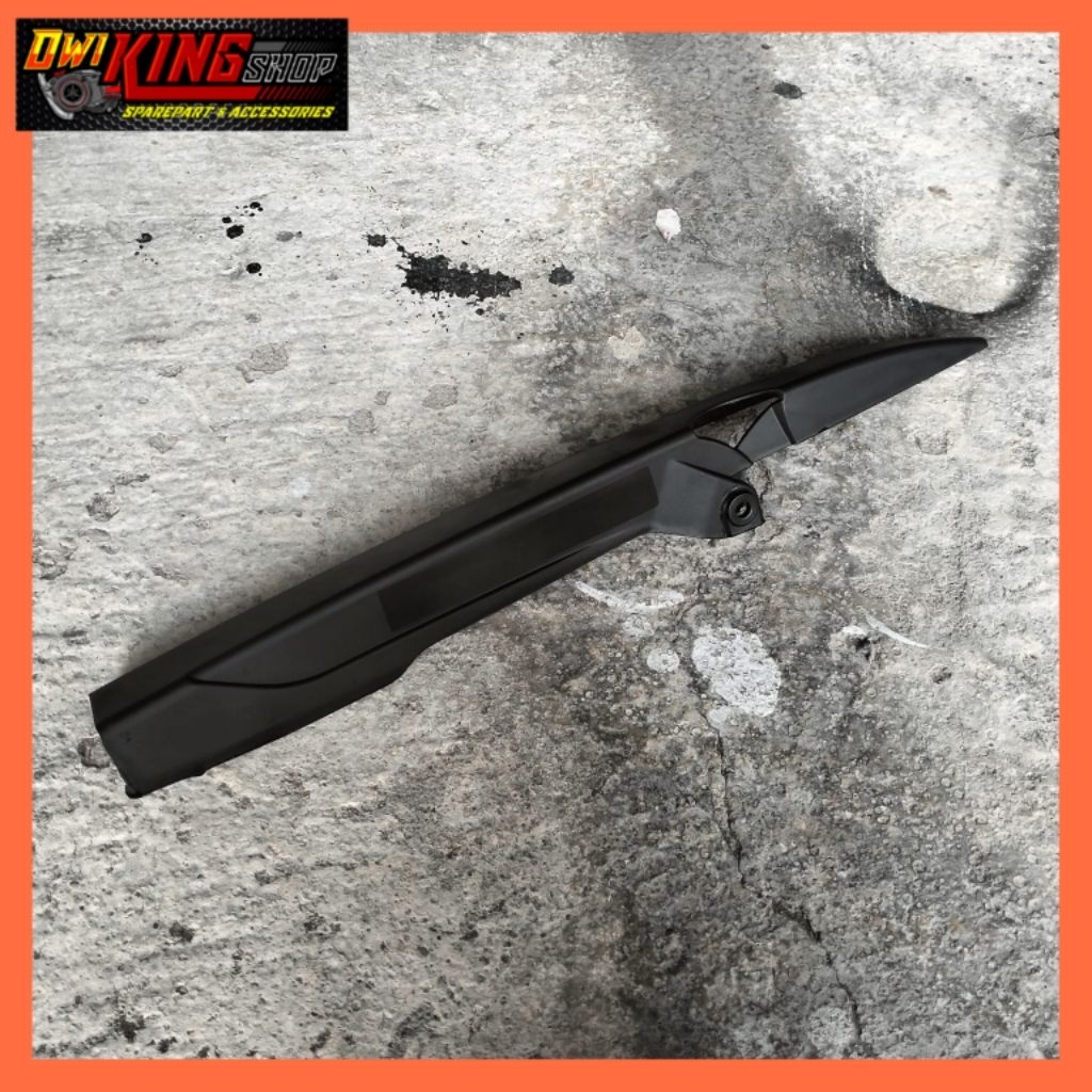 Tutup Rantai Revo Absolute Pelindung Rantai Motor