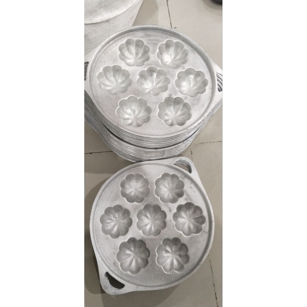 cetakan kue cubit 7 lubang