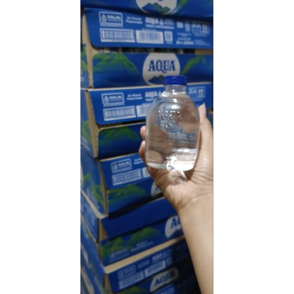 aqua cube mini karton isi 24botol