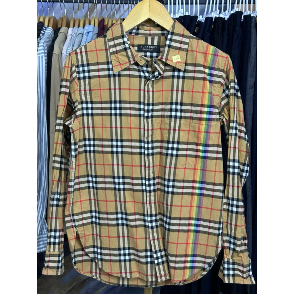 Kemeja Pria Burberry size S LD 100