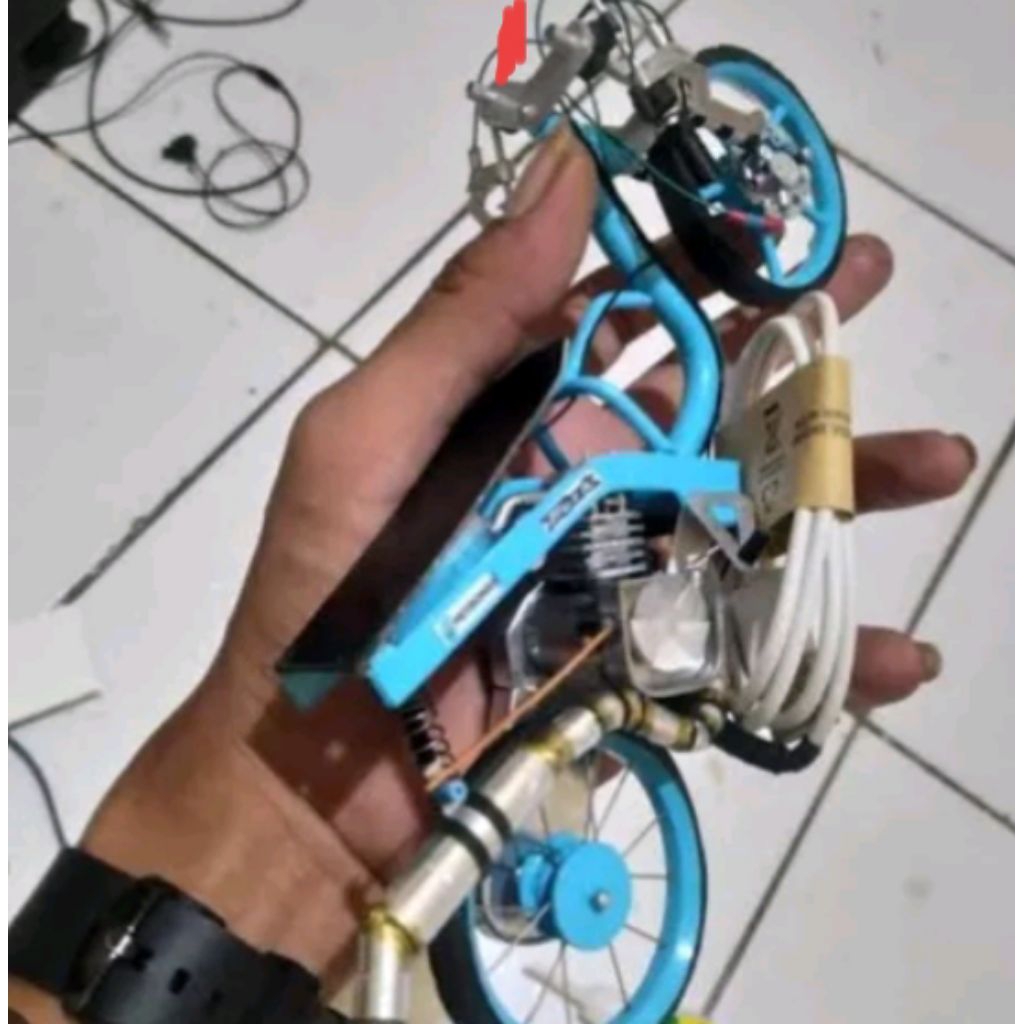 diecast miniatur motor drag Yamaha aerox lengkap dengan standar Paddock