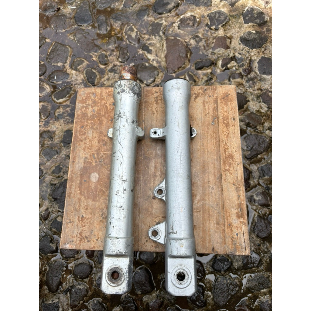bottom kanan shock yamaha vixion original