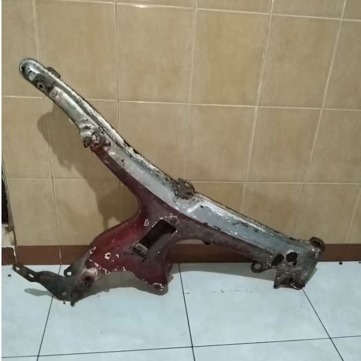 Frame rangka motor honda s90z