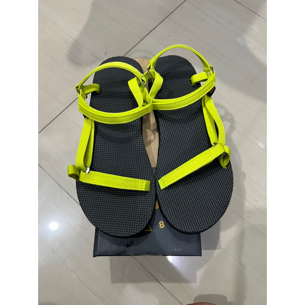 Sandal Teva Universal Yellow 100% Original