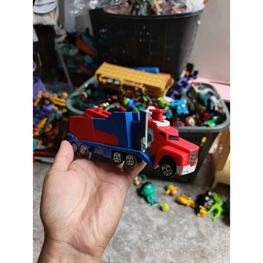 figure transformers optimus prime animated mission racer