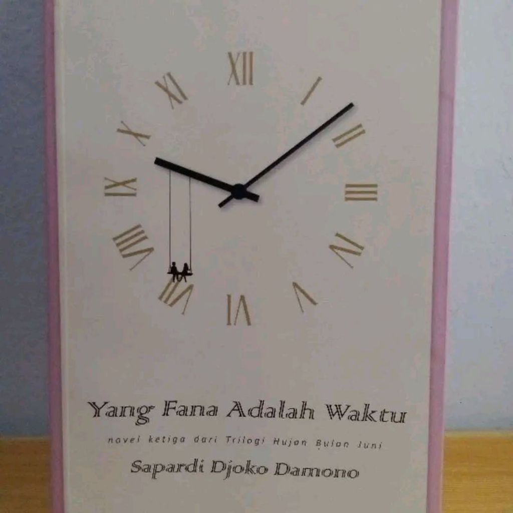 buku novel yang fana adalah waktu