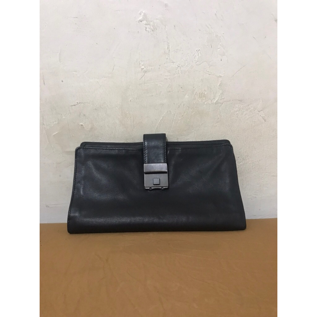 PRELOVED CLUTCH HAND BAG TAS KULIT ASLI PRIA(merk CONDOT TI)