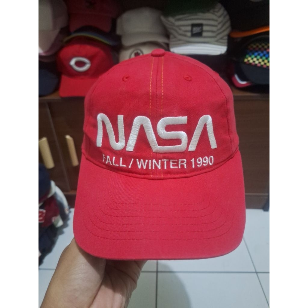 Topi N4s4 by Heron Preston