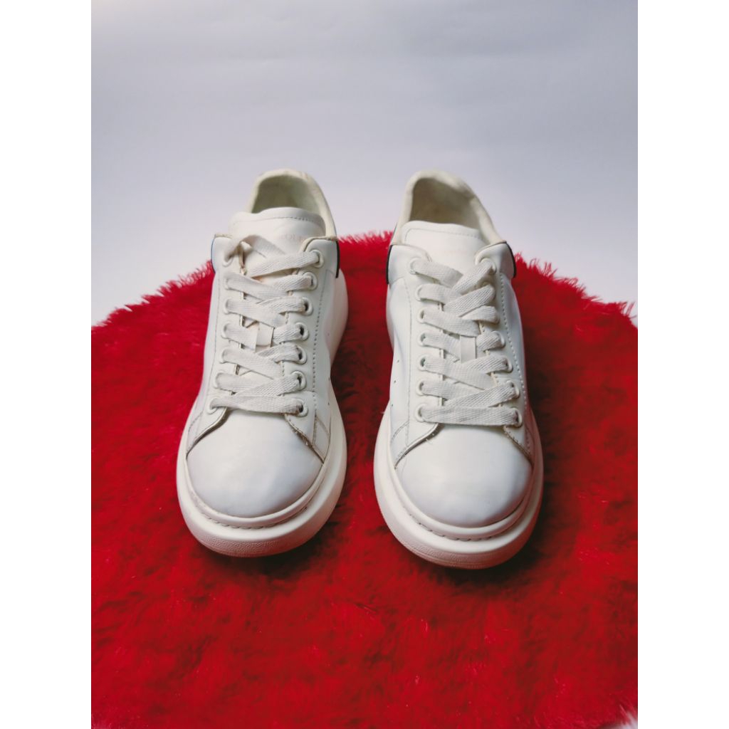 Sneakers wanita Alexander MCQUEEN black white Ukuran 43