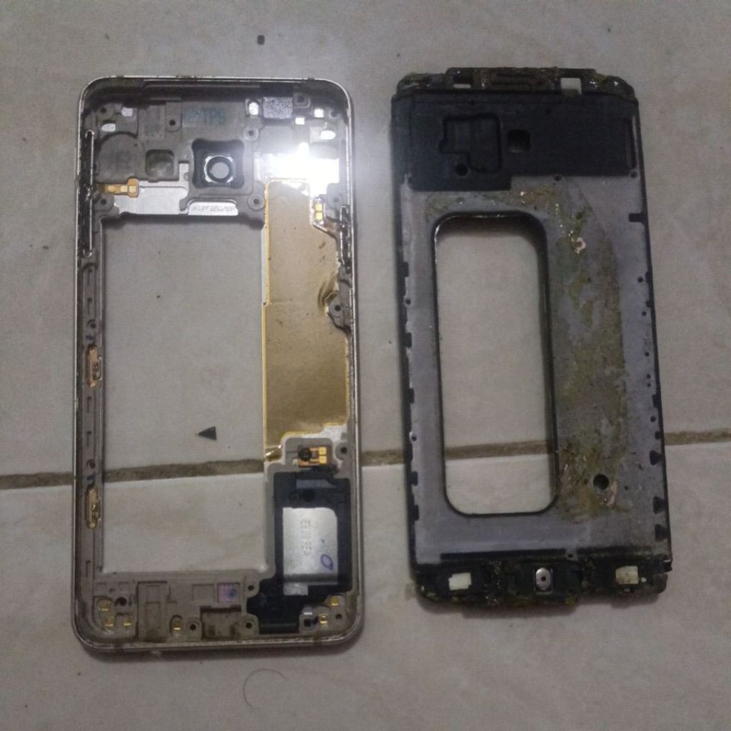 tulang samsung a3 2016 part laen bonus sepert konektor a3 2016 frame a3 2016 buzzer a3 2016