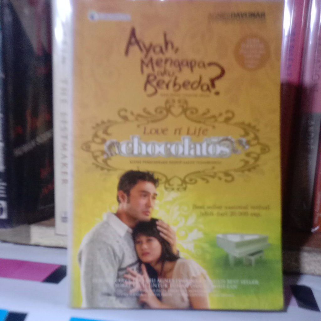 BUKU, AYAH,MENGAPA AKU BERBEDA?