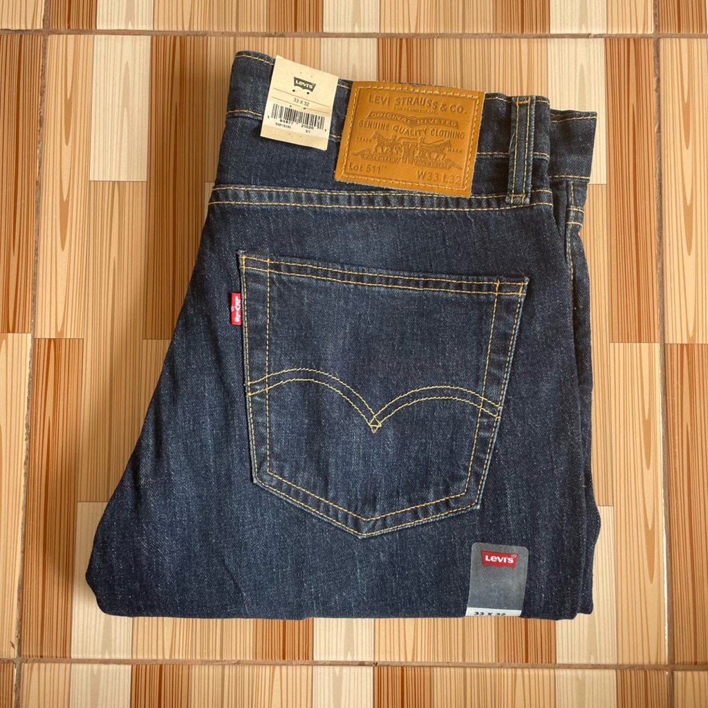 LEVIS 511 BIG E / SIZE 33x32 SLIM FIT BLUE JEANS