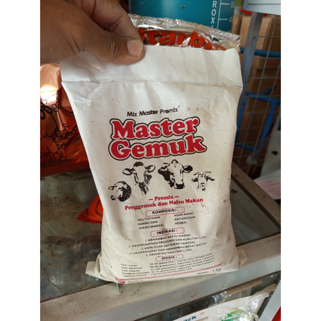 MASTER GEMUK, PREMIK PENGGEMUK DAN PENBAH NAFSU MAKAN SAPI