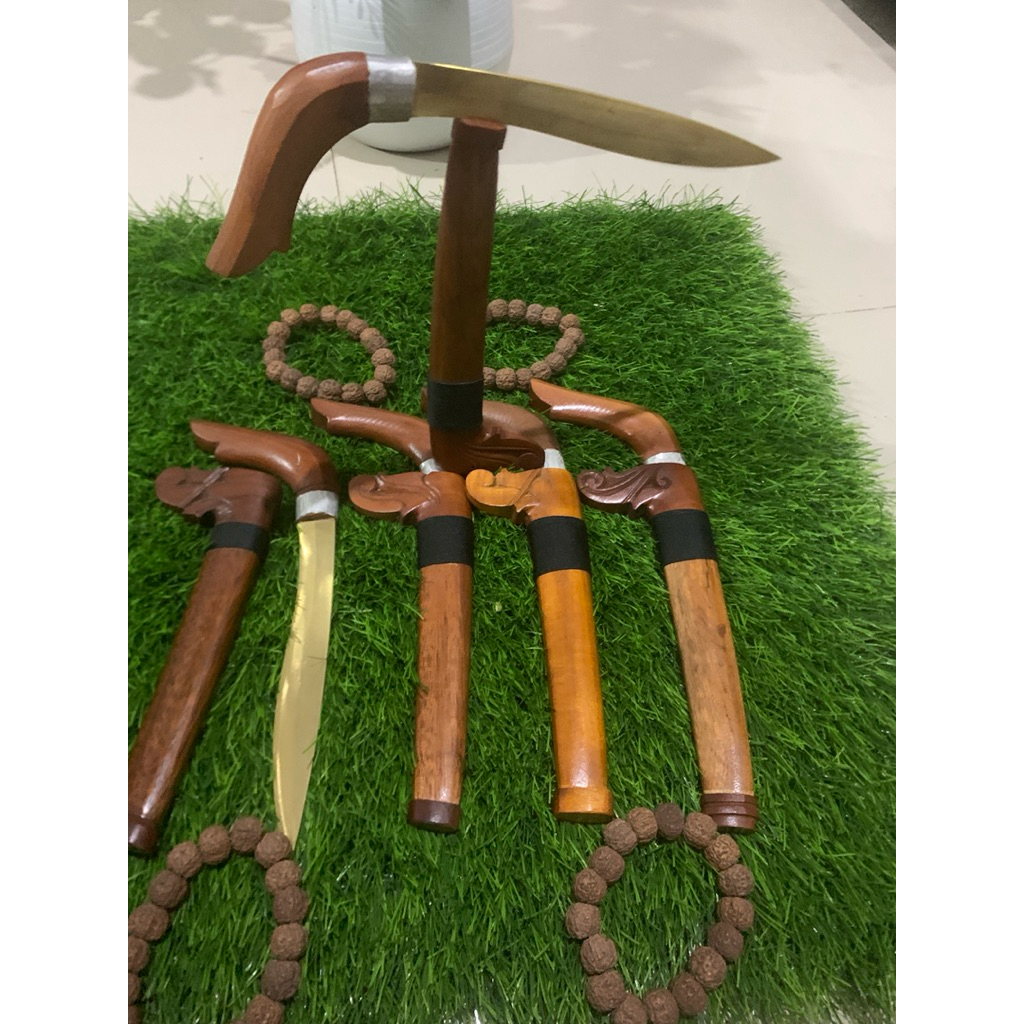 kawali gecong bilah kuning