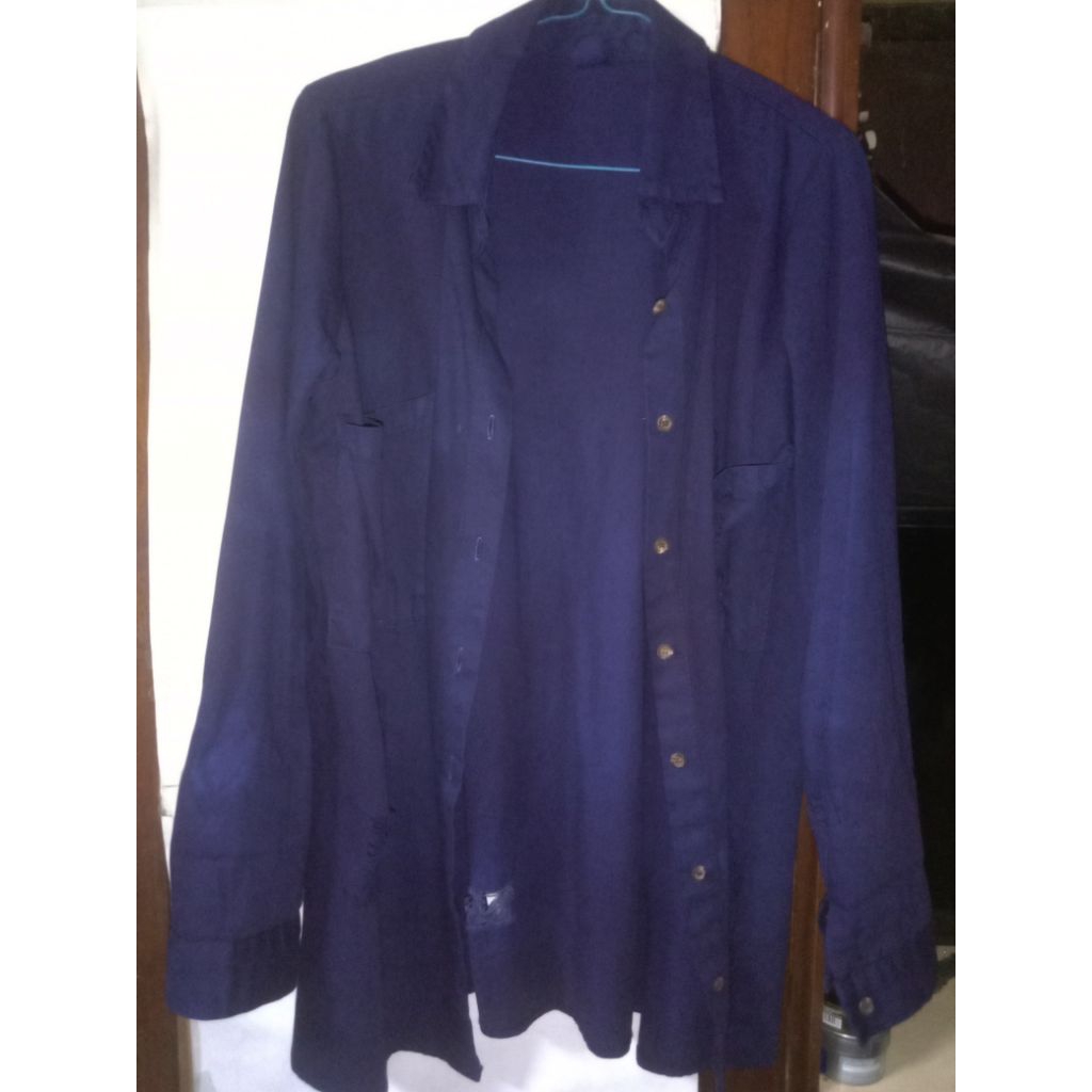 Preloved Kemeja Ripped