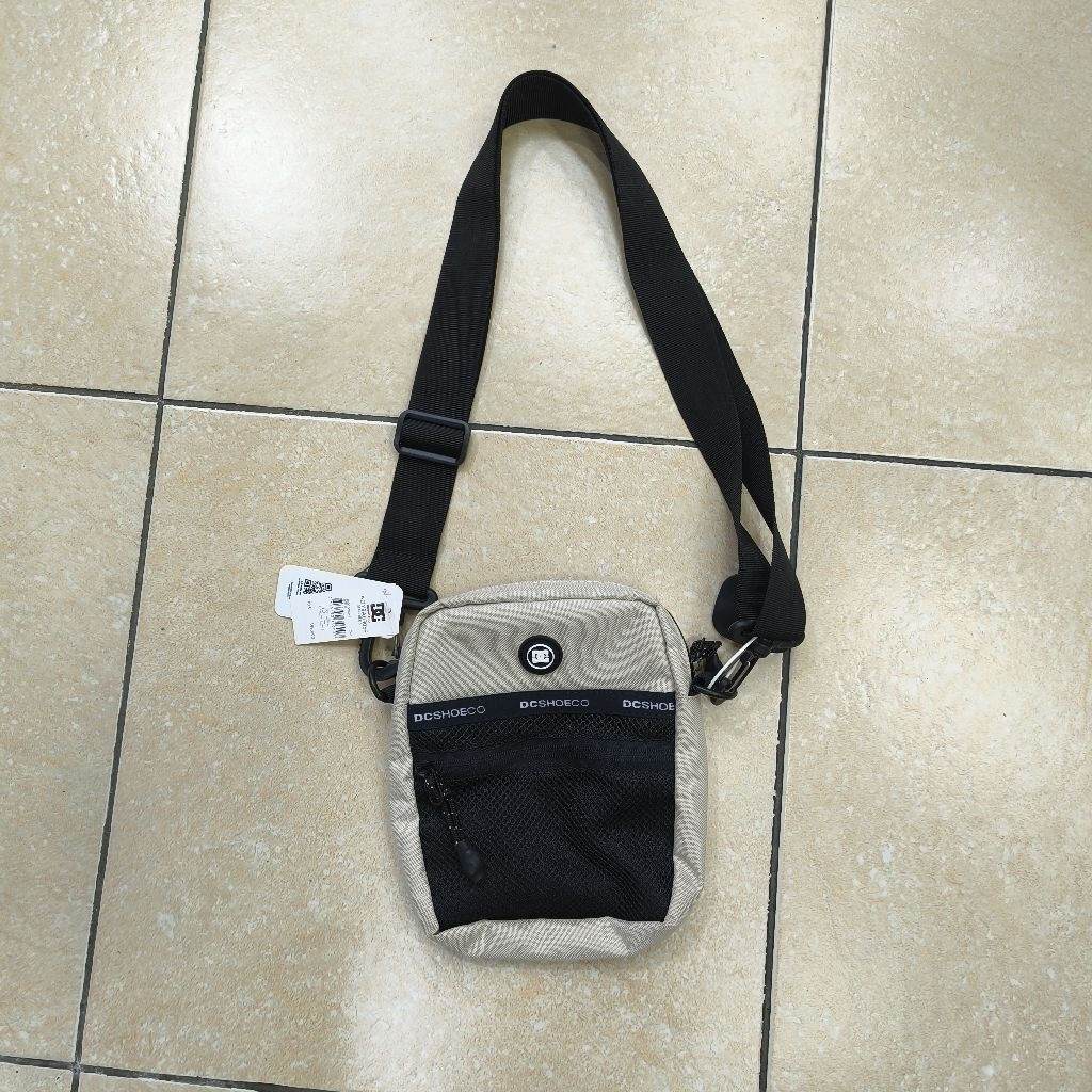 Tas Selempang Waist Bag DC Starcher 5 Beige Original