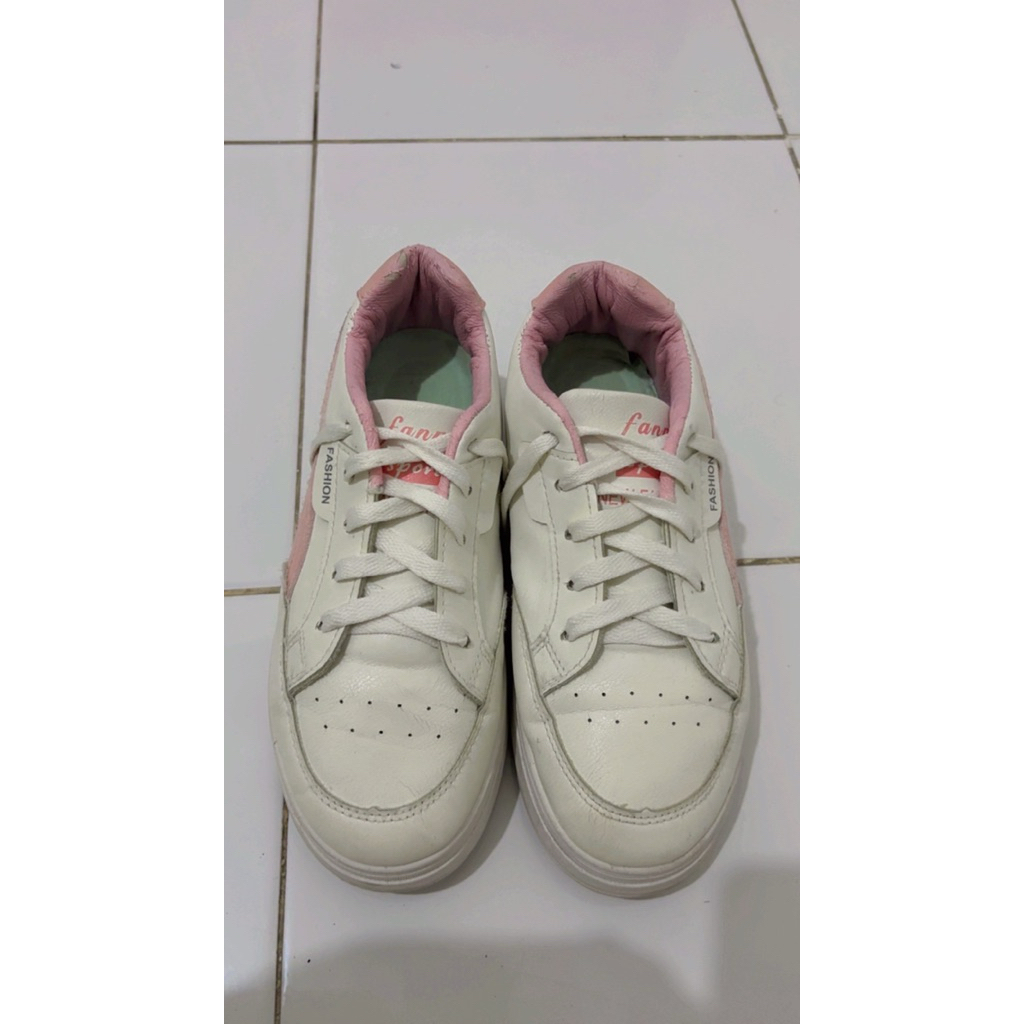 Preloved sepatu size 36