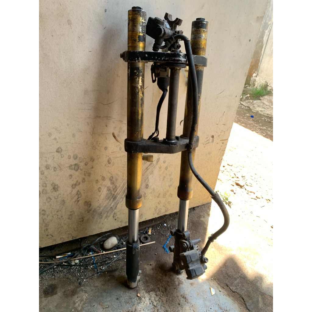 shockbreaker depan USD ori Minerva