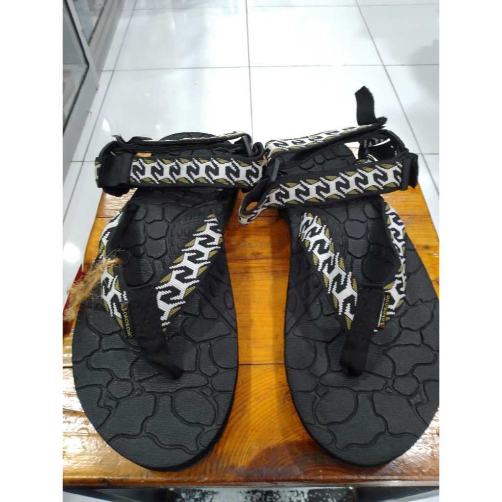 SANDAL AKASAKA SAGARMATHA