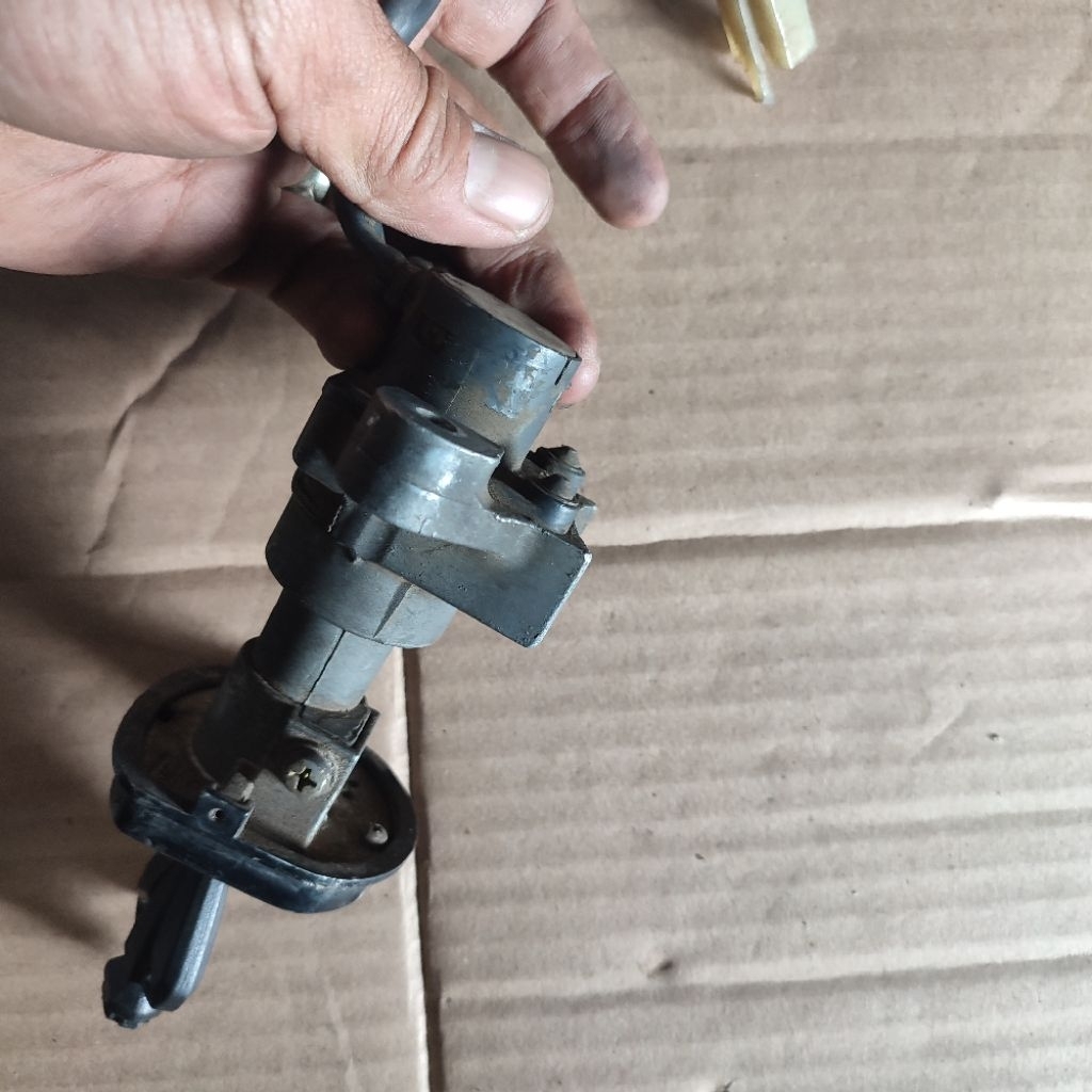kunci konci kontak original Yamaha R15 v2
