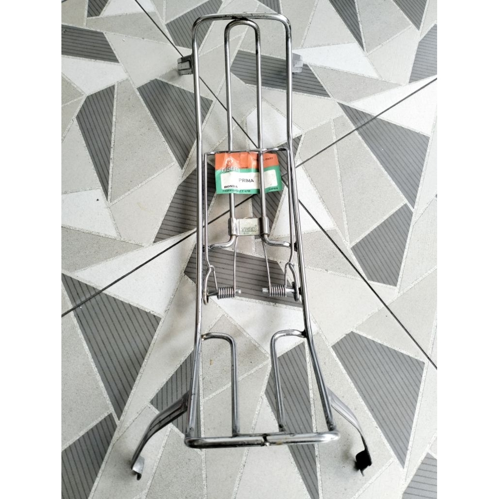 Bagasi Rak Jepit Bodi Tengah Motor Honda Prima Honda Star Nos TGP