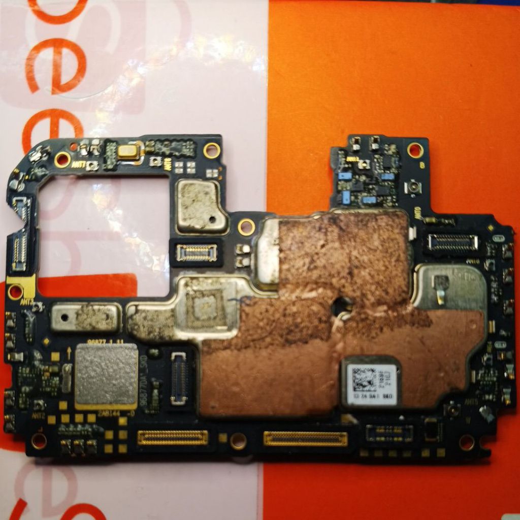 ufs km8f9001jm cpu mt6877v hidup bahan (baca deskripsi)