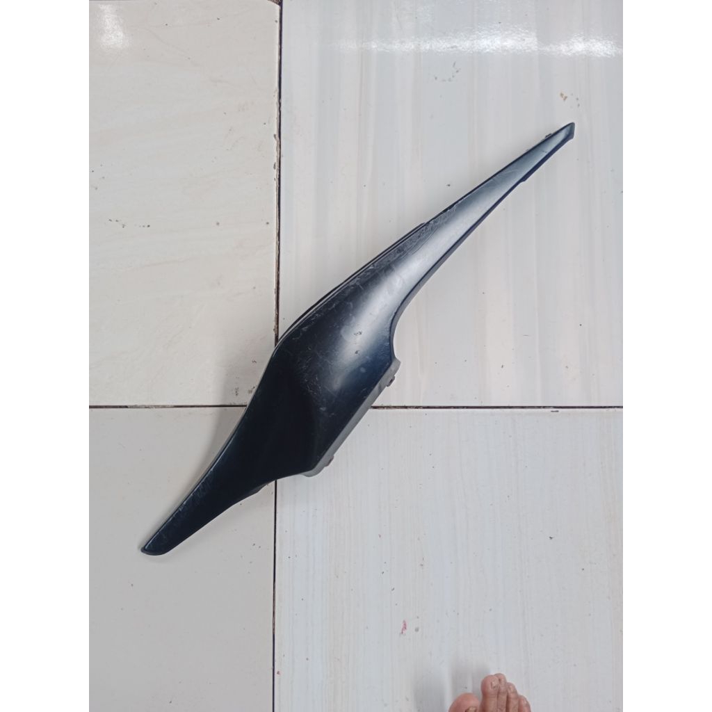 Body belakang Honda CB150R old cb 150 R Old cuma Kiri. Original. Seken