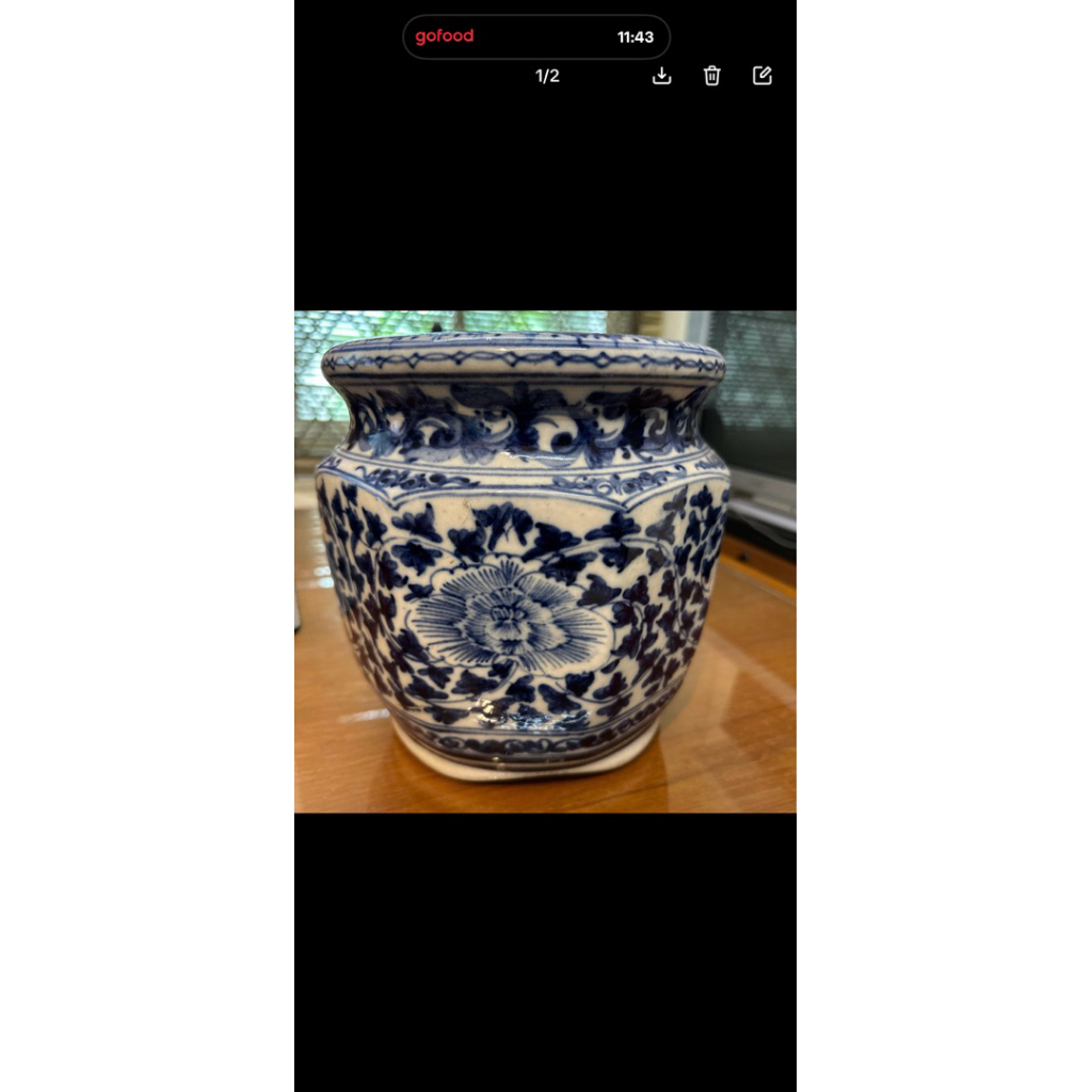 Guci vas keramik bunga biru China  tinggi 21cm