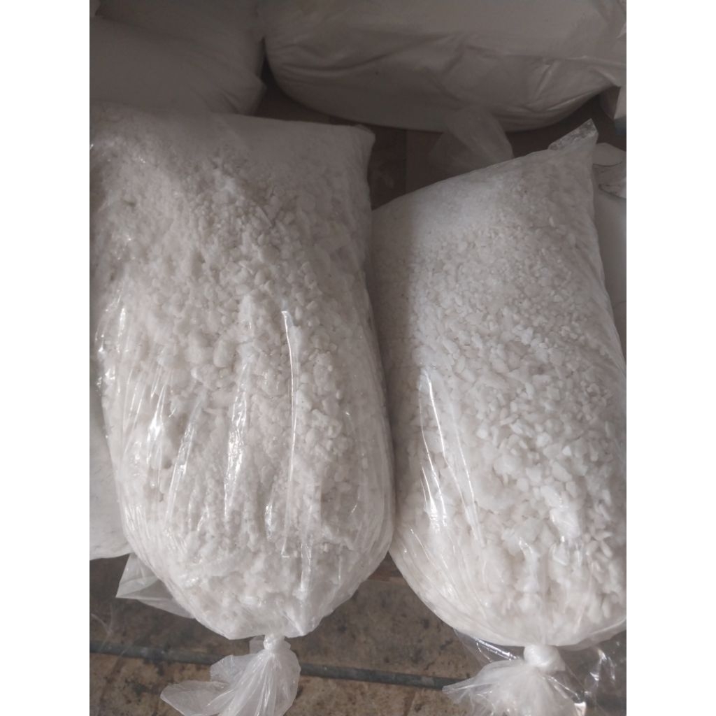 Sokrit Pengeras Beton 1kg-Kalsium Klorida 74%