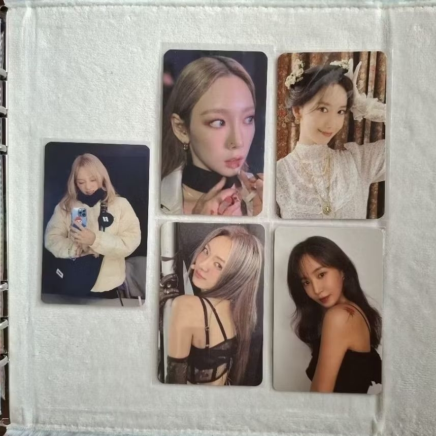 taeyeon hyoyeon yoona yuri official photocard
