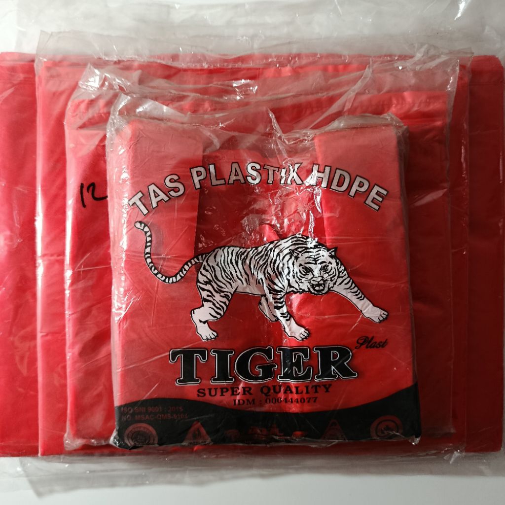 Toko Plastik Lariza | HD Merah | Kantong Keresek Merah | Kantong Plastik Belanja | Kantong Plastik T