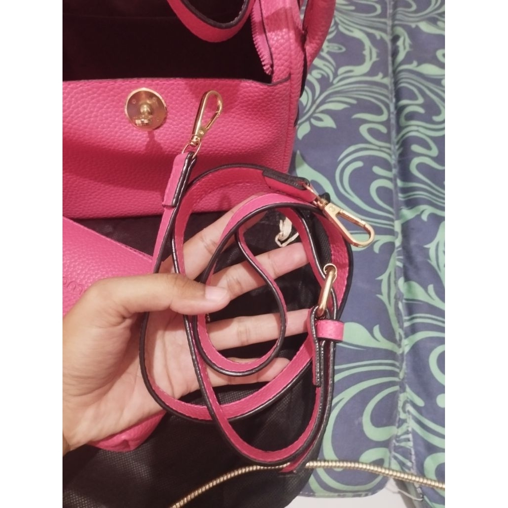tas lindy locamode uk.20