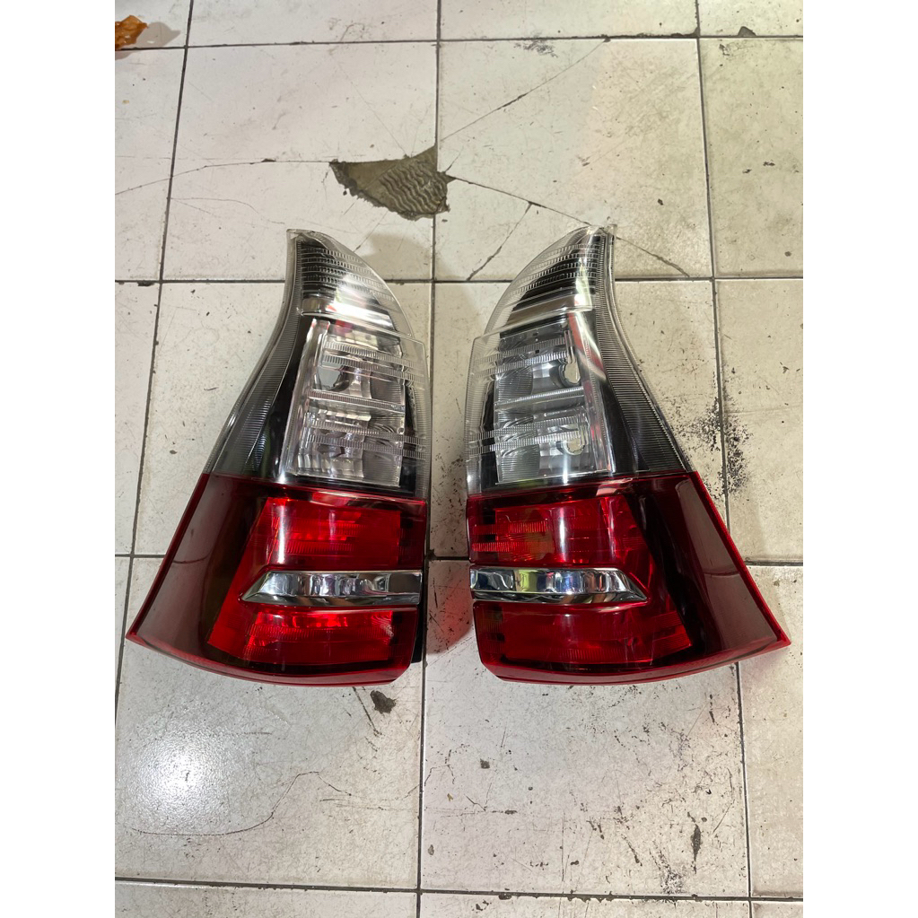Stoplamp Lampu Belakang Avanza Veloz 2020