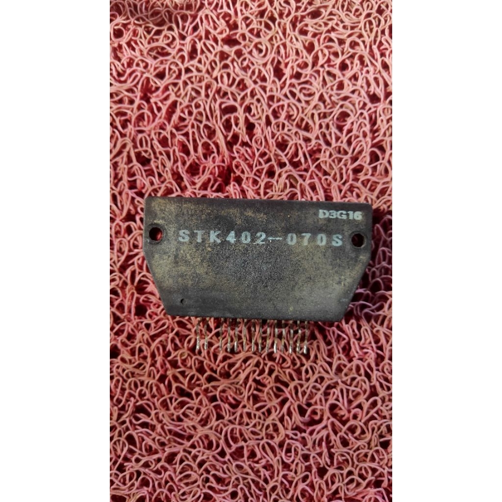 STK 402-070s Original