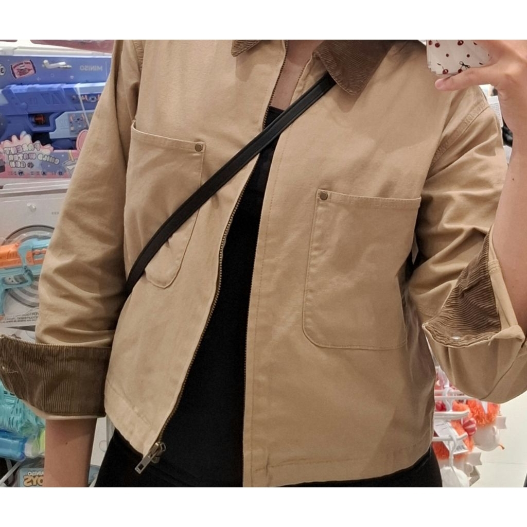 preloved uniqlo zip up jacket