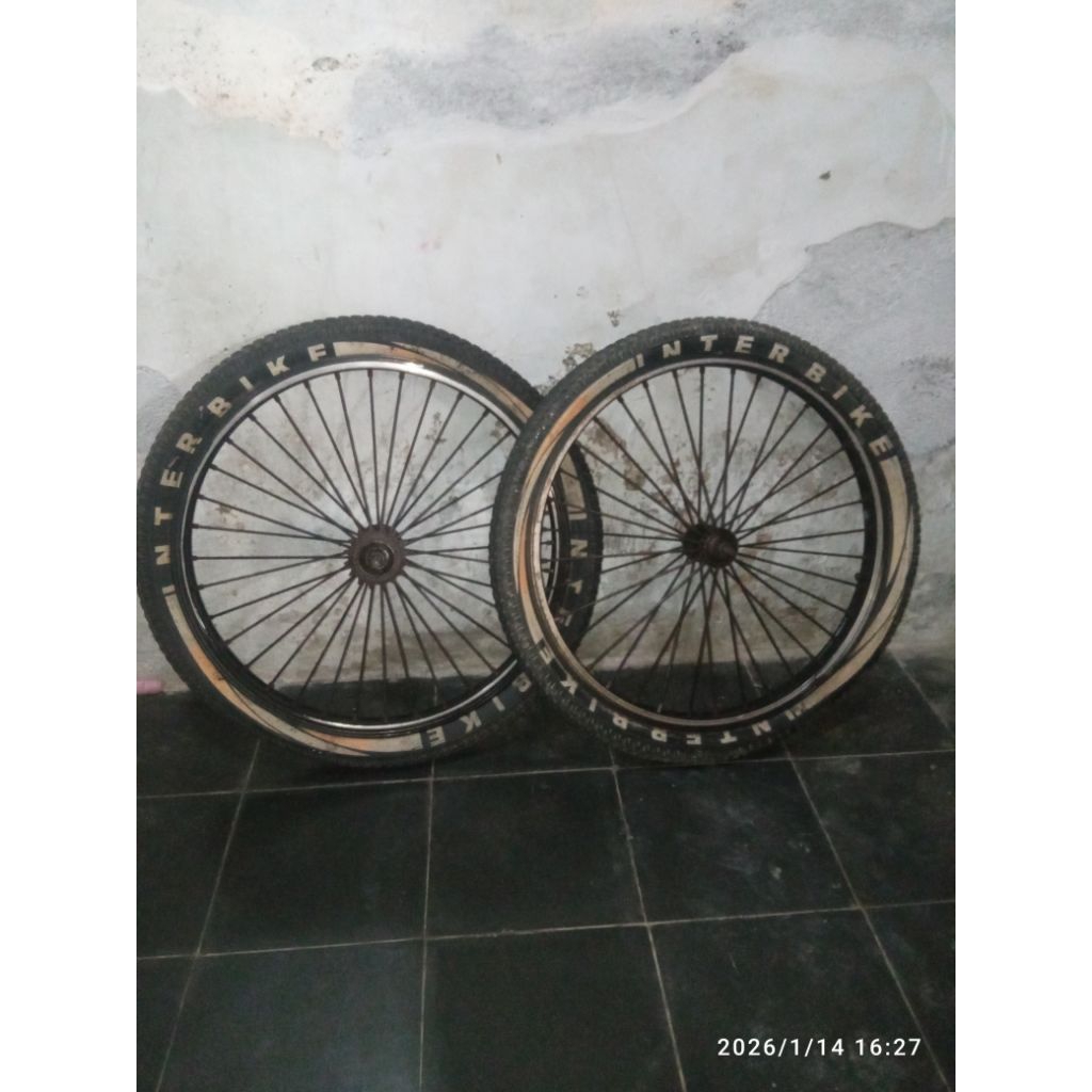 Set Pelek/Velg + ban Bmx size 20