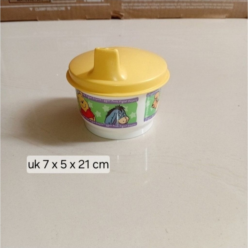 Preloved - tempat minum anak /tempat susu anak / TUPPERWARE