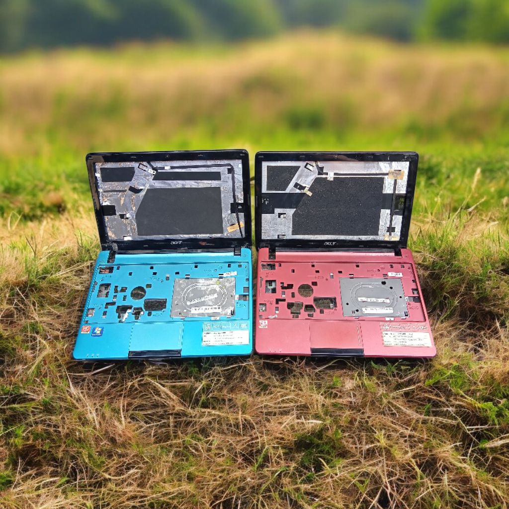 casing laptop Acer aspire one 722