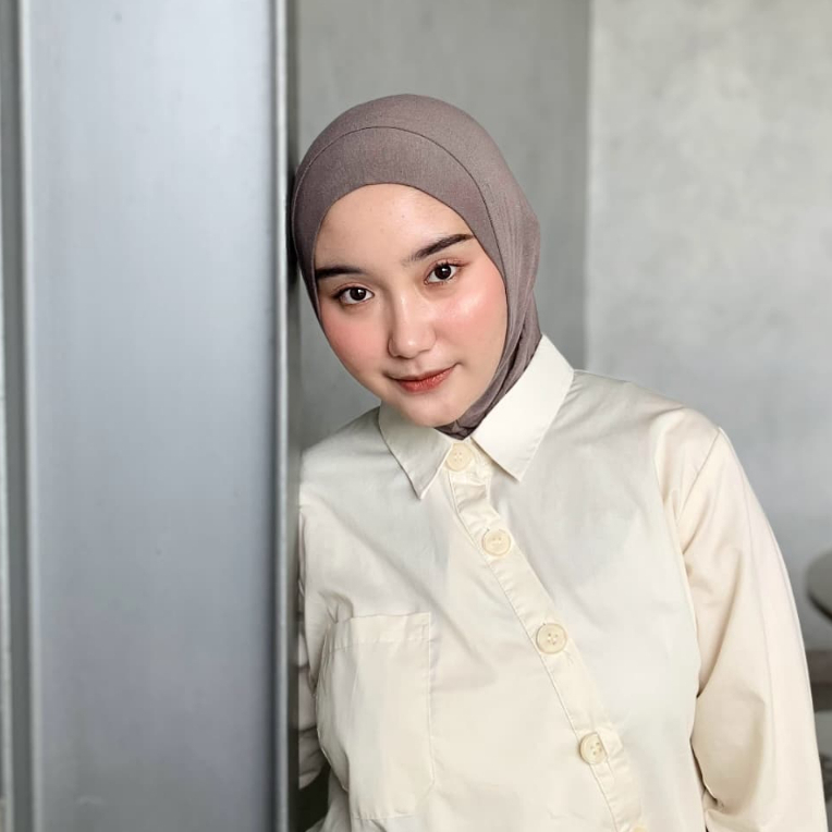 BERGO-MADA Kerudung Bergo Hijab Instan Hamidah Jilbab Instan Non Pet Kerudung Instan Kaos Rayon Vany